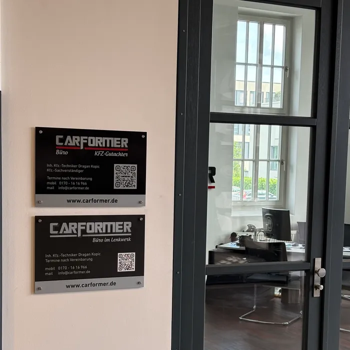 Carformer Büro im Lenkwerk – Werkstatt und KFZ-Gutachter in Bielefeld